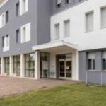 La casa degli orrori dove è stato ritrovato un cadavere mummificato