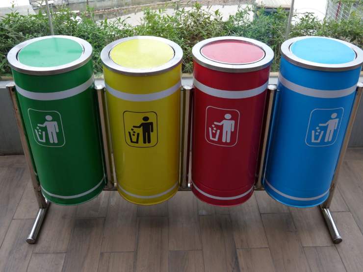 cestini per la raccolta differenziata