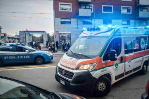 Ambulanza in strada