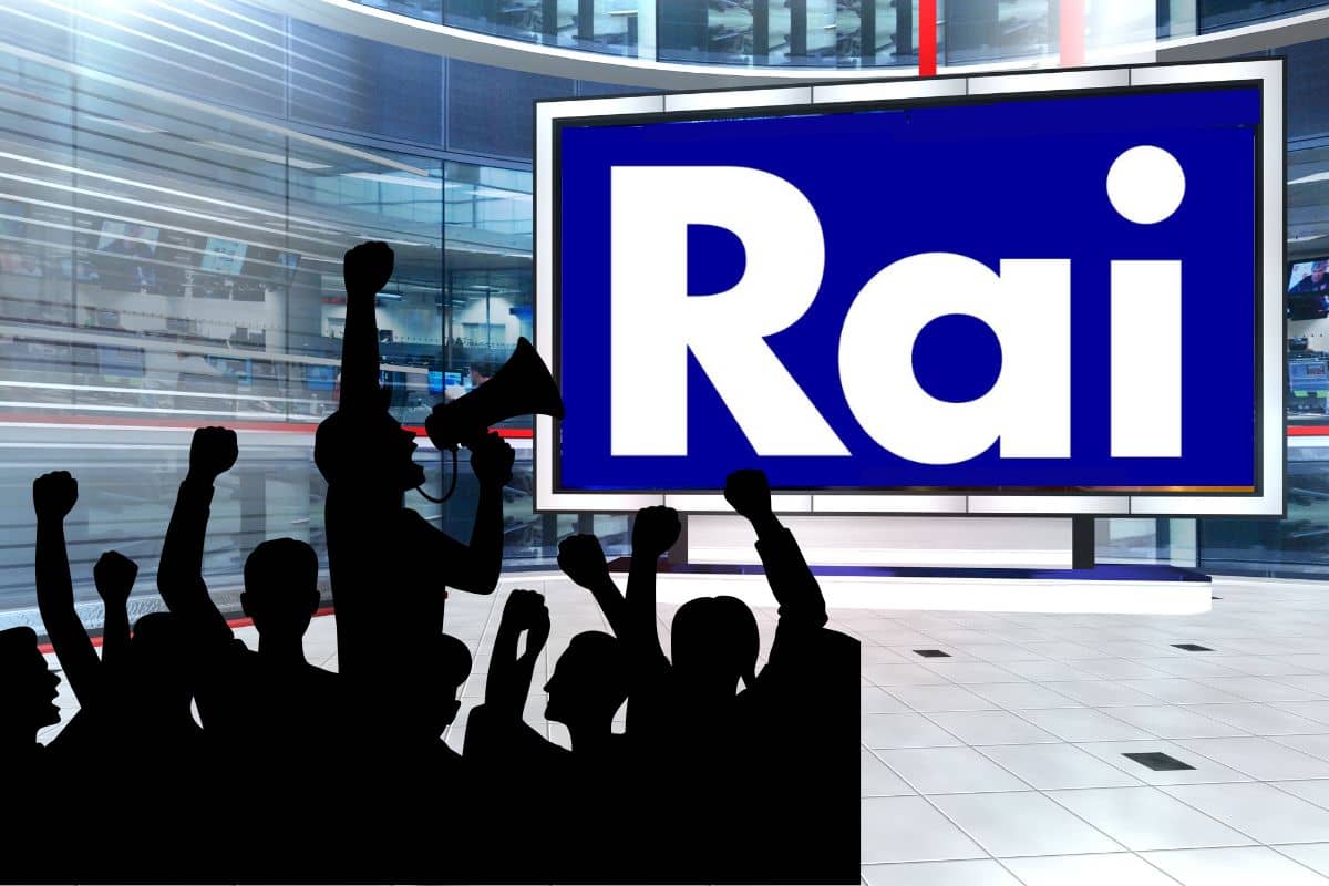 studio tv con logo rai in uno schermo tv e sagome manifestanti nere