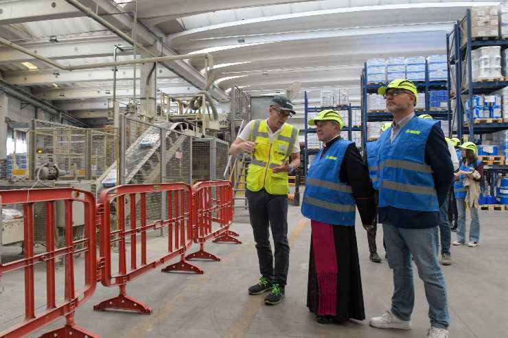 Un momento dove si vede l'interno di un'azienda di Rho