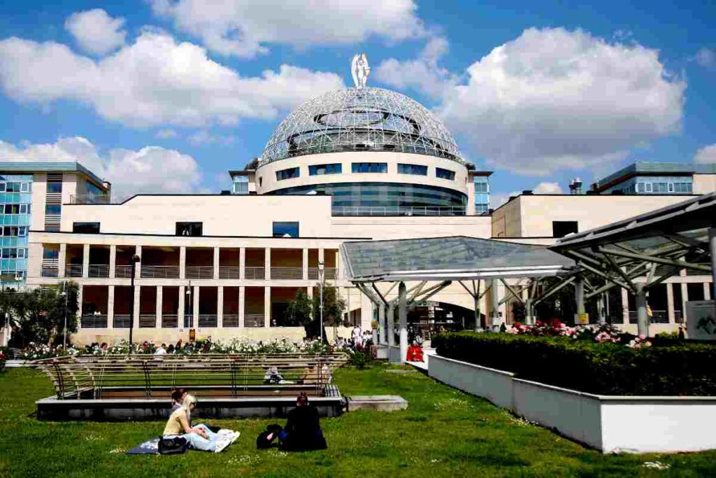Ospedale San Raffaele dall'esterno
