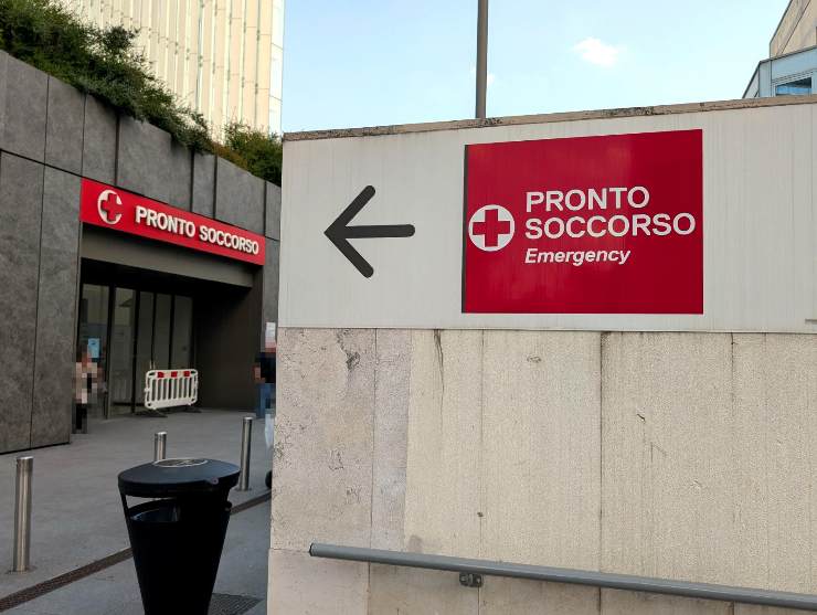 Uno degli ingressi del pronto soccorso del San Raffaele